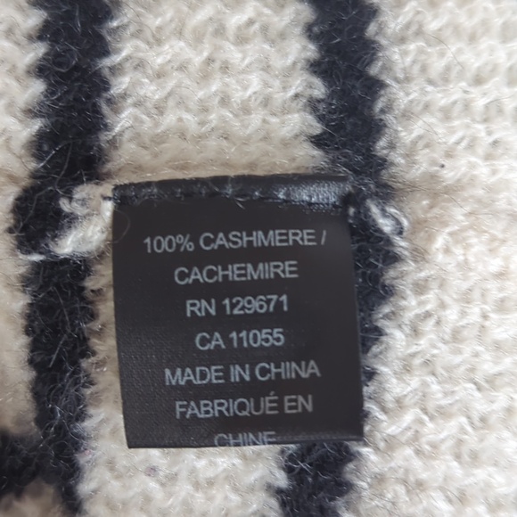 360 Cashmere Black Cream Striped Long Sleeve Super Soft Sweater - Picture 10 of 11